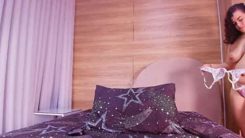 Snapshot of kiaralopez_ chatting on 14, 5, 2026 kiaralopez_ online show from 14, 5, 2026