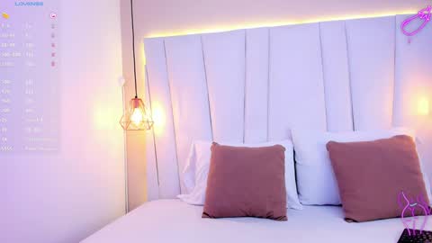 kiarha  online show from 10, 1, 2025