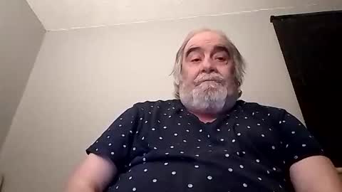 Snapshot of kickinme chatting on 3, 11, 2025 KICKINME online show from 3, 11, 2025