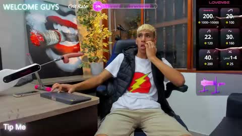 Kieran Derek online show from 18, 1, 2025