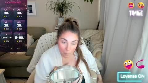 Kiera Reines online show from 28, 3, 2026