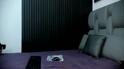 Kiara  online show from 23, 6, 2026