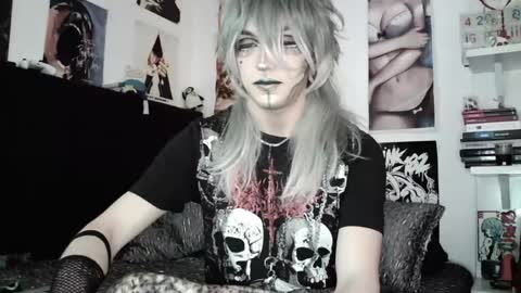 Snapshot of kiiller_queen chatting on 22, 5, 2026 kenny online show from 22, 5, 2026