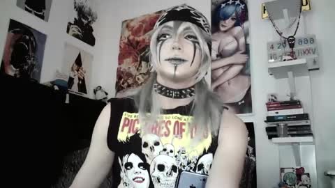 Snapshot of kiiller_queen chatting on 26, 5, 2026 kenny online show from 26, 5, 2026