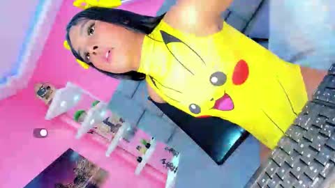 Snapshot of kiishanny chatting on 8, 11, 2025 kiishanny online show from 8, 11, 2025