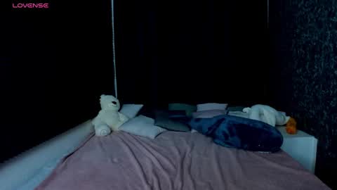 Kiki online show from 12, 1, 2025