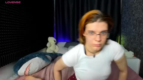 Kiki online show from 16, 1, 2025