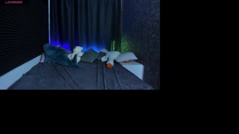 Kiki online show from 10, 3, 2025