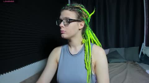 Kiki online show from 25, 9, 2025