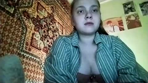 kikibang_ online show from 29, 3, 2026