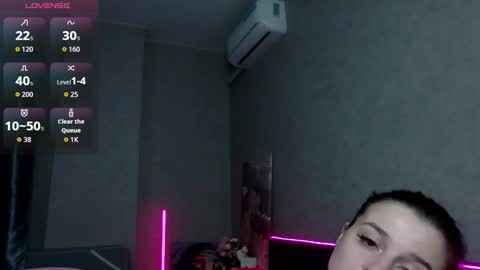 Kiki online show from 22, 3, 2026