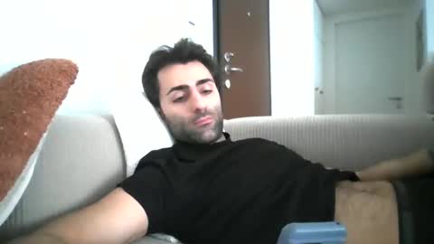 kikkus01 online show from 21, 2, 2025