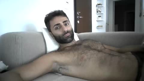 kikkus01 online show from 10, 9, 2025