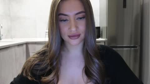 Snapshot of killer__girls chatting on 1, 2, 2025 EvaAnna online show from 1, 2, 2025