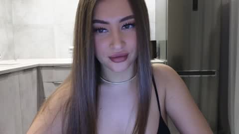 Snapshot of killer__girls chatting on 3, 2, 2025 EvaAnna online show from 3, 2, 2025