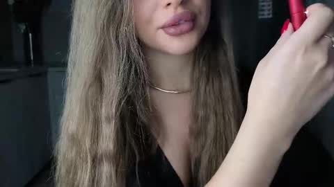Snapshot of killer__girls chatting on 14, 9, 2025 EvaAnna online show from 14, 9, 2025