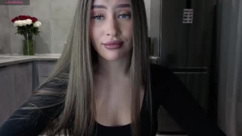 EvaAnna online show from 7, 11, 2025