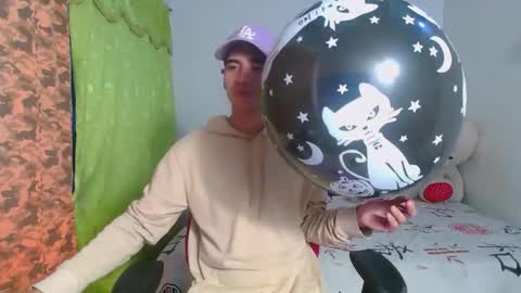 Snapshot of kilyan_ chatting on 17, 10, 2025 jahn online show from 17, 10, 2025