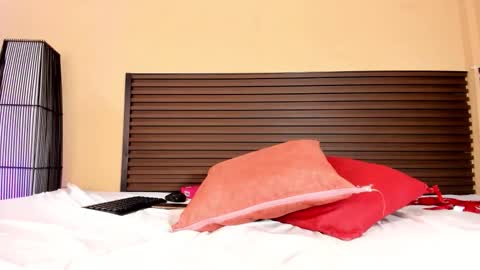 kim online show from 27, 2, 2026