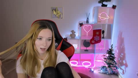 kim_boyd online show from 18, 12, 2024