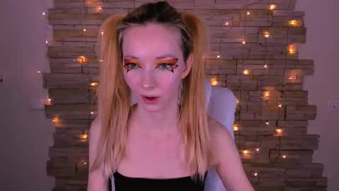 kim_boyd online show from 25, 2, 2025