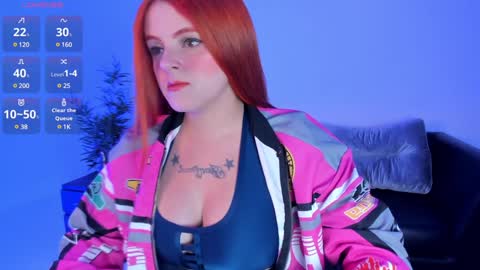 Snapshot of kim_brown_ chatting on 8, 1, 2025 Kim online show from 8, 1, 2025