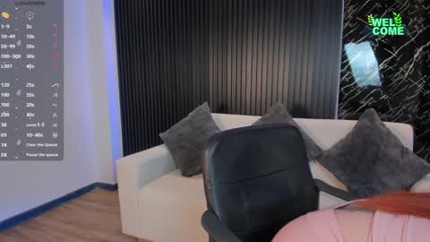 Snapshot of kim_brown_ chatting on 24, 1, 2025 Kim online show from 24, 1, 2025