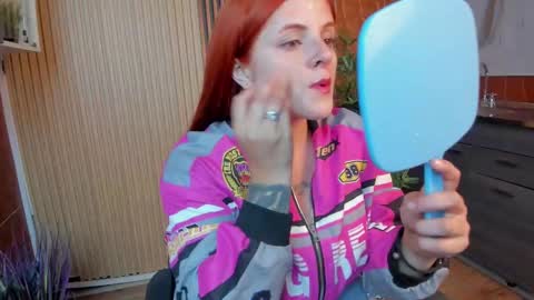 Snapshot of kim_brown_ chatting on 20, 2, 2025 Kim online show from 20, 2, 2025