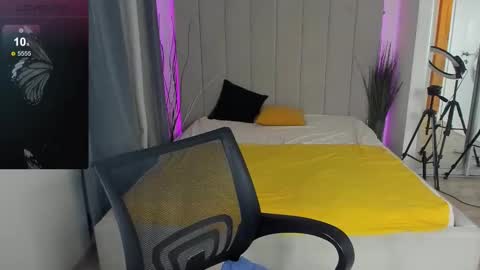 Kim online show from 3, 3, 2025