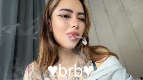 Kim online show from 12, 11, 2025