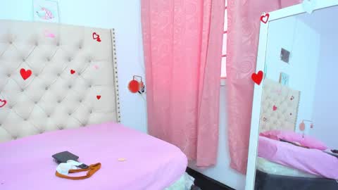 Snapshot of kim_eli chatting on 14, 2, 2025 kim_eli online show from 14, 2, 2025