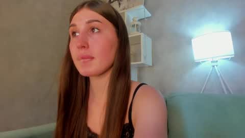 Snapshot of kim_f0x chatting on 12, 7, 2026 Kim online show from 12, 7, 2026