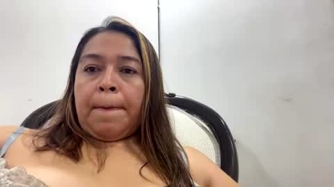 Kim  online show from 10, 7, 2026