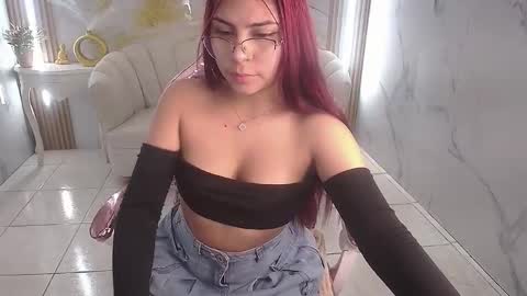 kim_lush_s online show from 17, 12, 2025