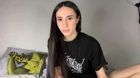 Kim Oberlin online show from 10, 3, 2026