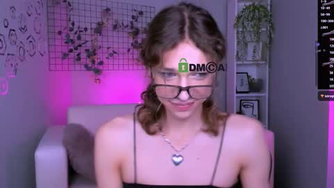 kim online show from 25, 9, 2025