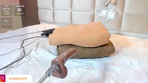 Snapshot of kima_09 chatting on 18, 1, 2025 kima online show from 18, 1, 2025