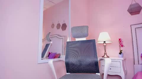 April online show from 26, 11, 2025