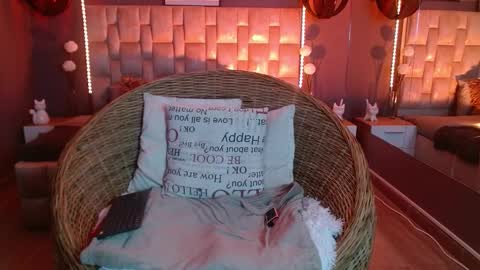 Kym online show from 25, 2, 2026