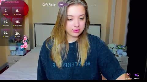 Snapshot of kimberly_mmm chatting on 19, 9, 2025 kimberly_mmm online show from 19, 9, 2025