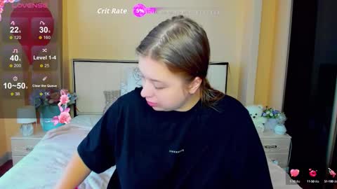Snapshot of kimberly_mmm chatting on 5, 10, 2025 kimberly_mmm online show from 5, 10, 2025