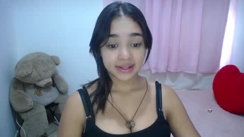 Kim online show from 4, 3, 2025