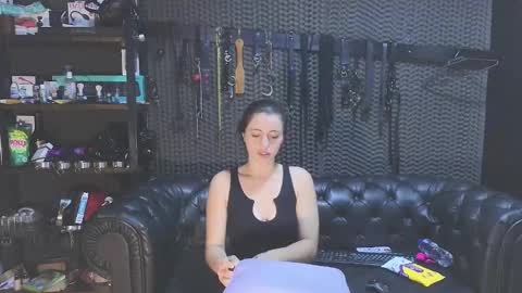 Snapshot of kimberly_swan_ chatting on 18, 2, 2025 KIMBERLY SWAN online show from 18, 2, 2025