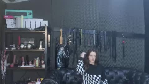 Snapshot of kimberly_swan_ chatting on 17, 12, 2025 KIMBERLY SWAN online show from 17, 12, 2025