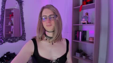 kimberly_thonson online show from 29, 11, 2025