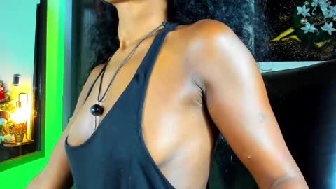 Kimberly Banks online show from 8, 12, 2024