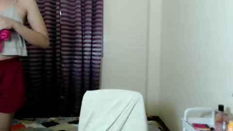 Snapshot of kimchie_21 chatting on 21, 10, 2025 kimchie_21 online show from 21, 10, 2025