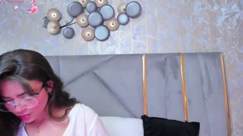  KIM  online show from 1, 3, 2025