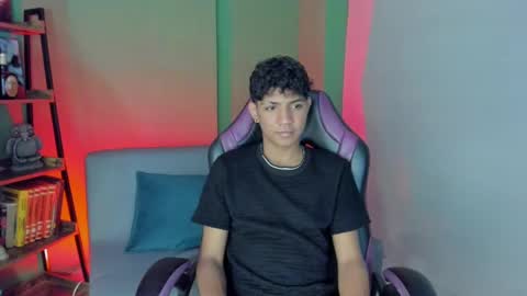 Snapshot of kimerico_04 chatting on 30, 12, 2024 ISAAC online show from 30, 12, 2024
