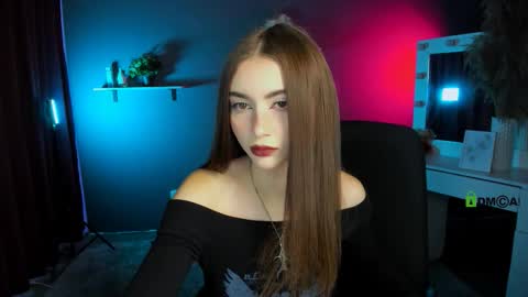 kimi_glow online show from 25, 9, 2025